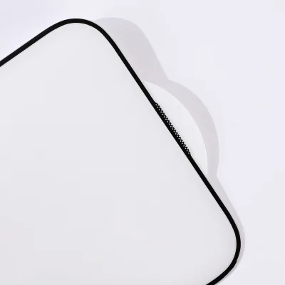 Zaštitno Staklo 2.5D full glue za iPhone 16 Pro/17 6.3 crna