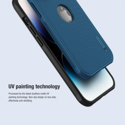 Torbica Nillkin Scrub Pro za iPhone 14 Pro 6.1 crna (sa otvorom za logo)